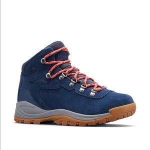 🔥NWOT COLUMBIA NEWTON RIDGE HIKING BOOTS🔥